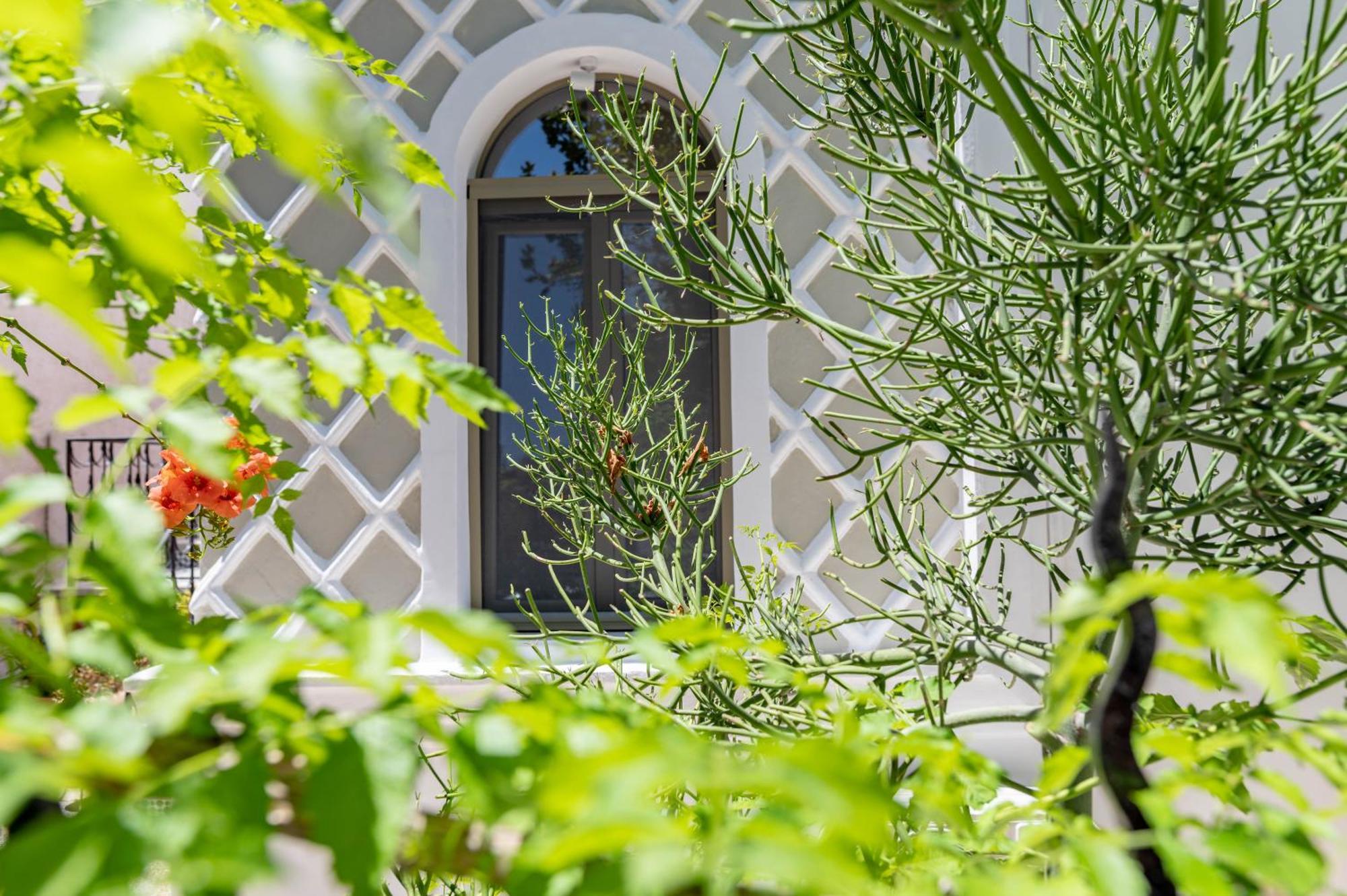 Kosnian City Suites Zewnętrze zdjęcie