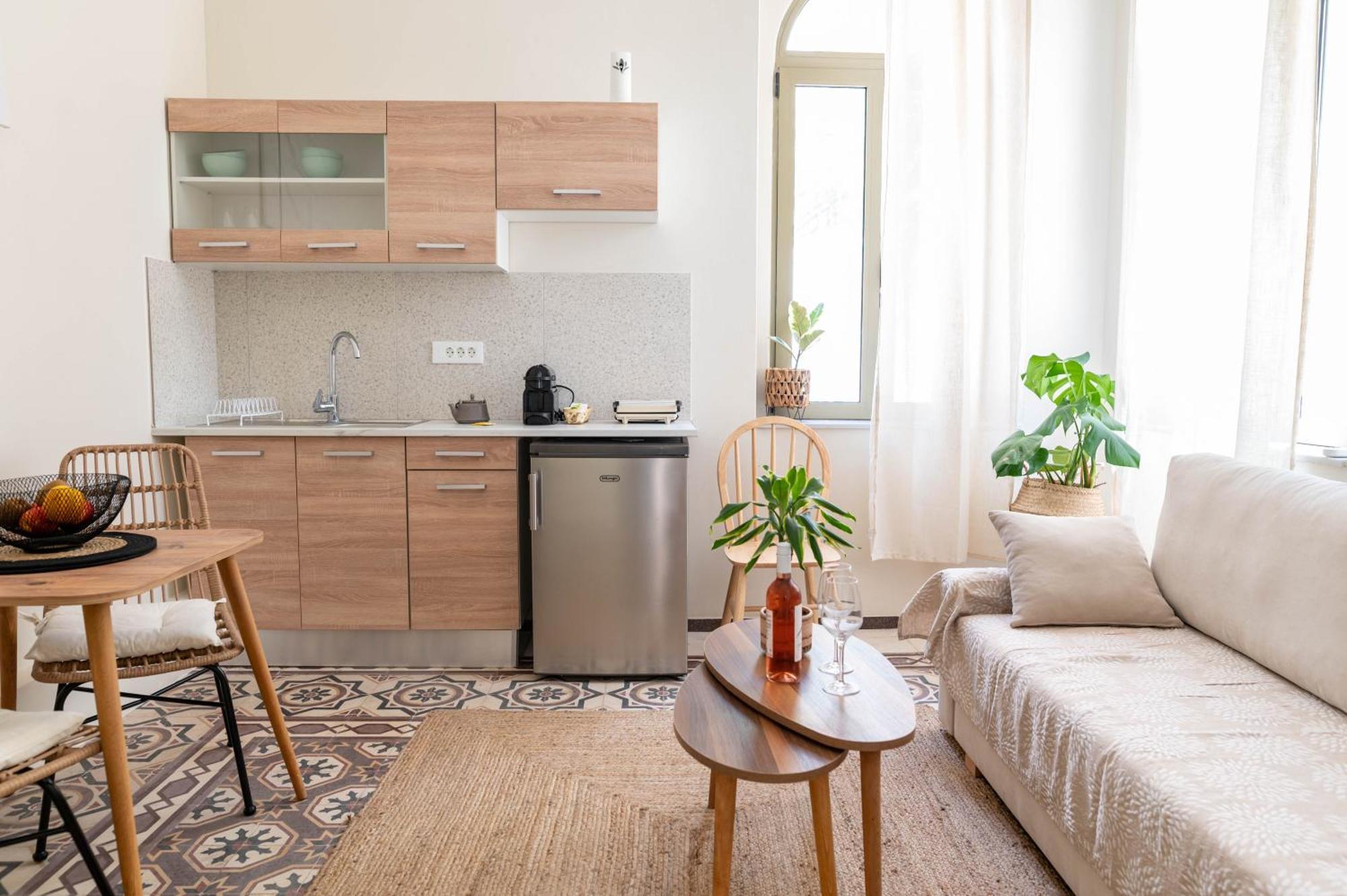 Kosnian City Suites Zewnętrze zdjęcie
