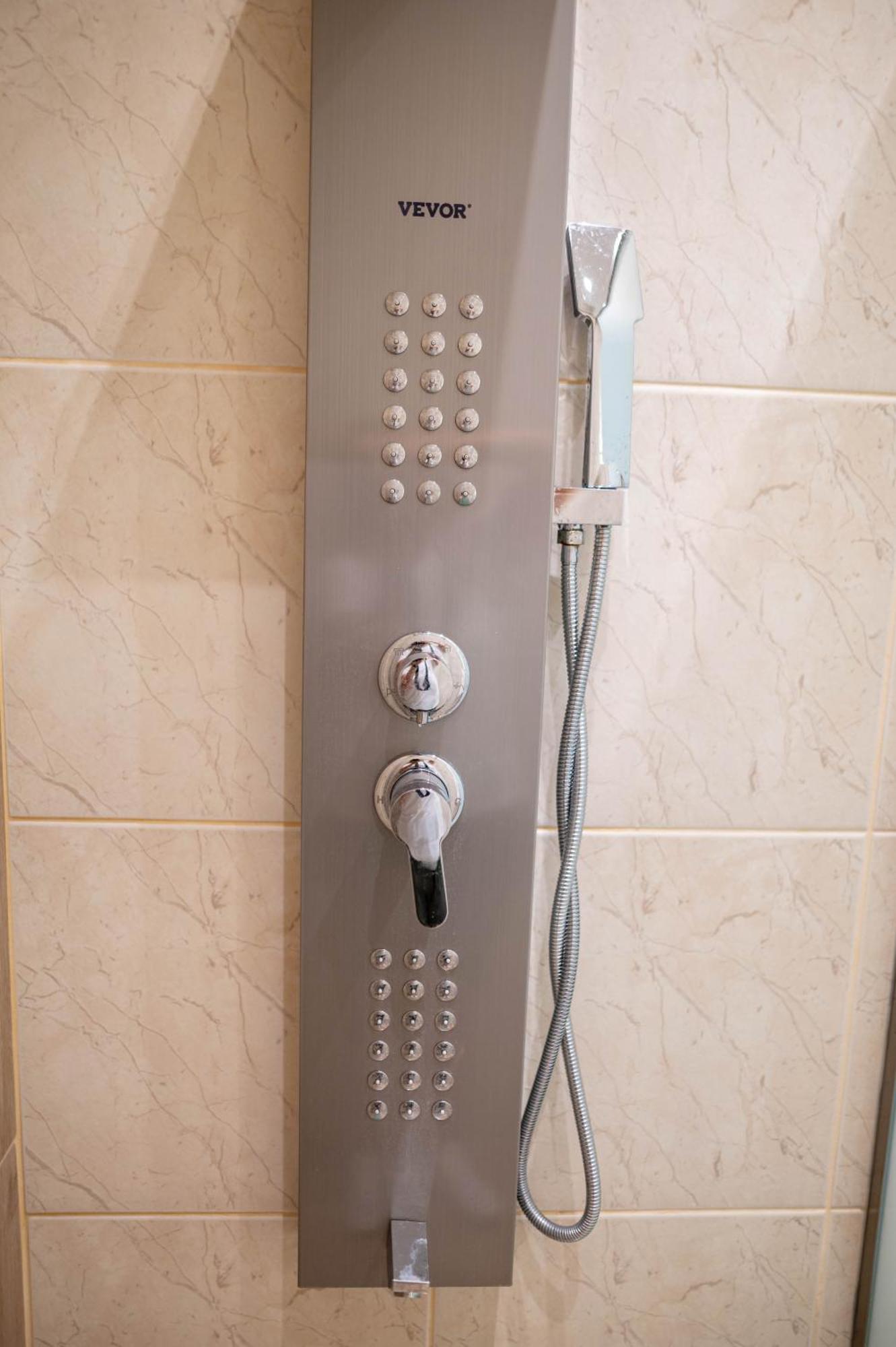 Kosnian City Suites Zewnętrze zdjęcie